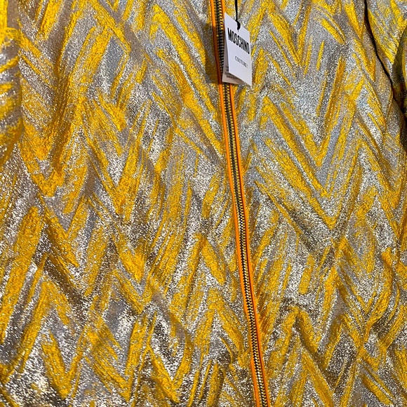 Moschino Yellow and Sliver Chevron Puffer Coat. NWT ! - Picture 3 of 10